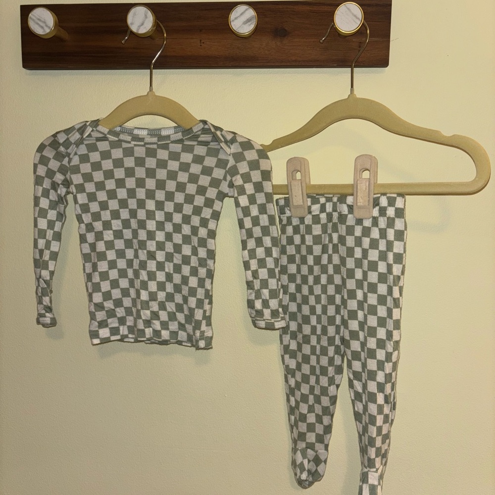 Solly Baby Cream Fern (green) Baby Matching Sleep Set Pajamas, unisex